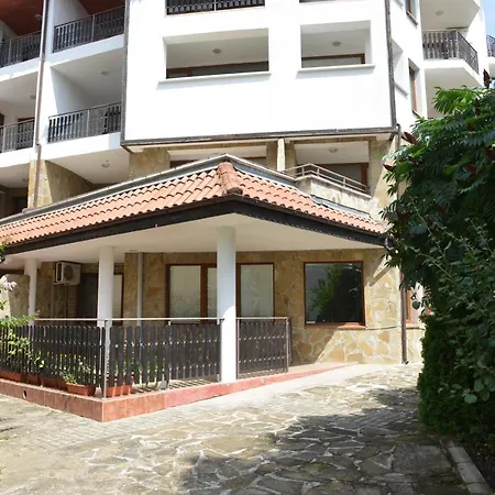 Sun Sea Housе Appartamento